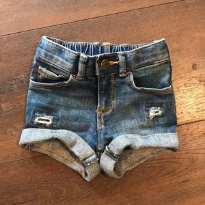 🔅 Old Navy shorts 🔅